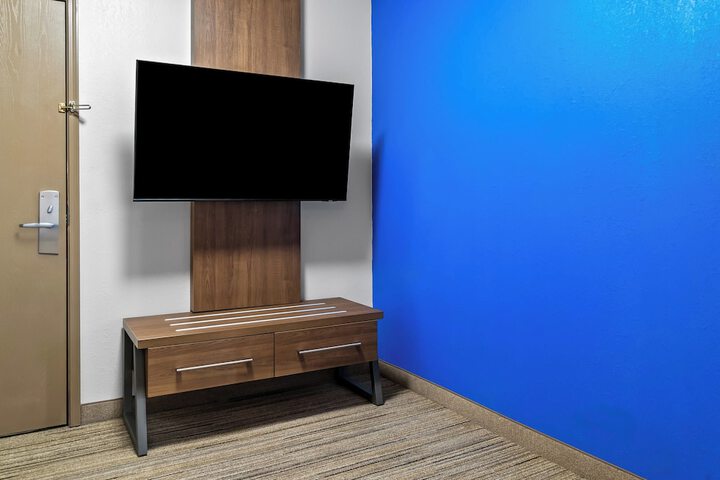 Holiday Inn Express & Suites Marion by IHG