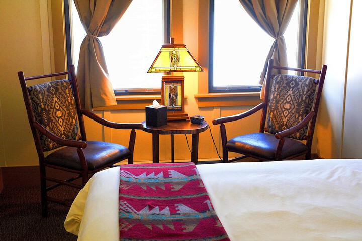 Paradise Inn