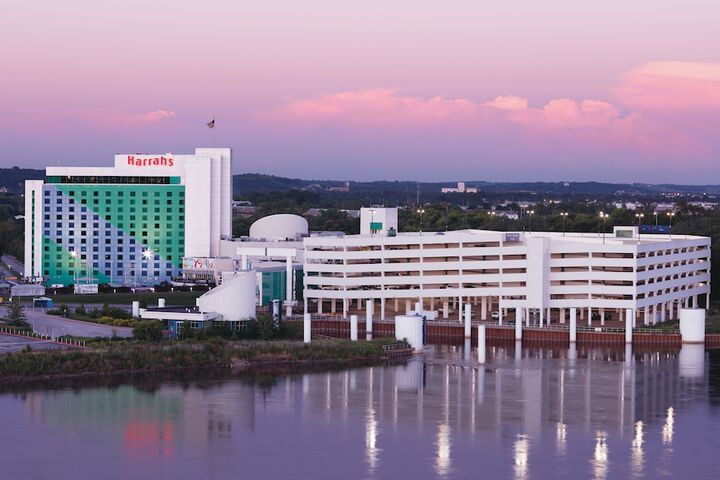 Harrahs Council Bluffs – a Caesars Rewards Destination