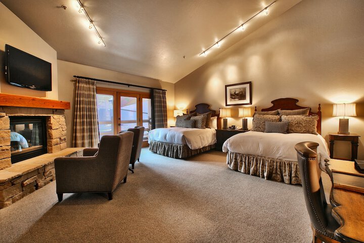 Stein Eriksen Lodge