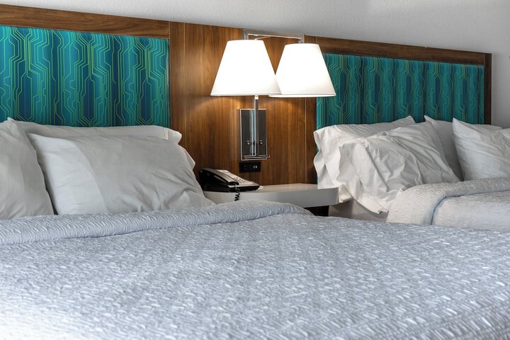Room 44 of 61
