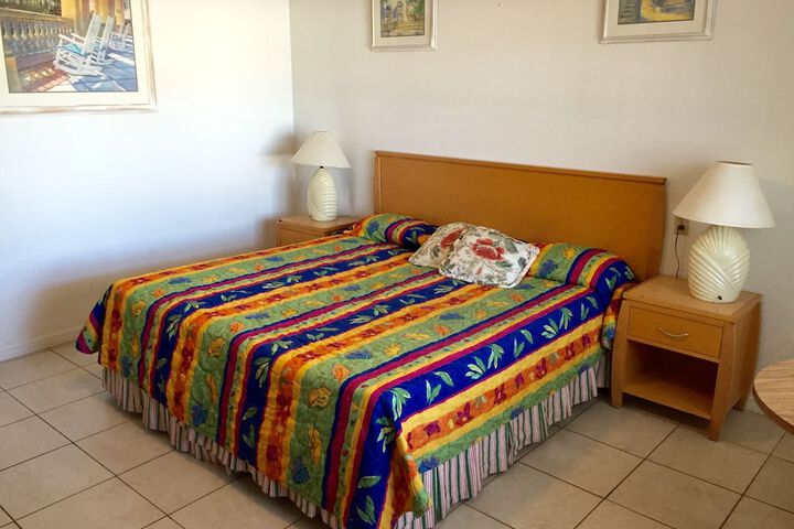 Room 12 of 31