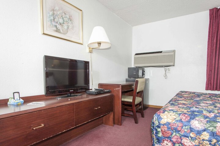 Oak Grove Inn