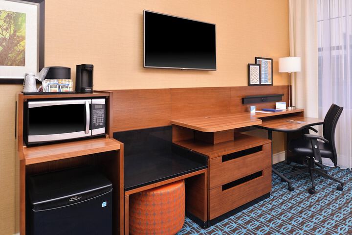 Room 18 of 35