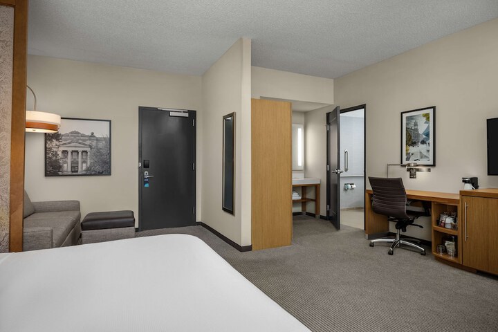 Hyatt Place Iowa City Downtown