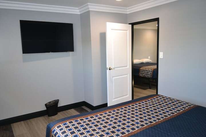 Room 16 of 20