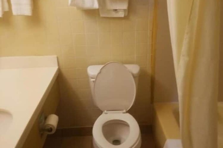 Room 13 of 25