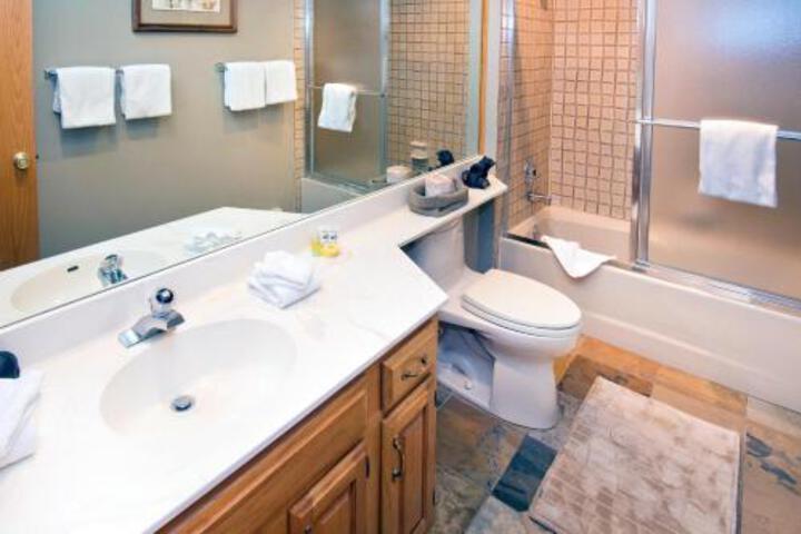 Spacious & Convenient Townhome #61 on the Golf Course