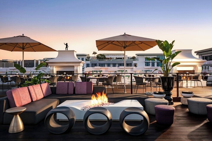 SLS Hotel a Luxury Collection Hotel, Beverly Hills