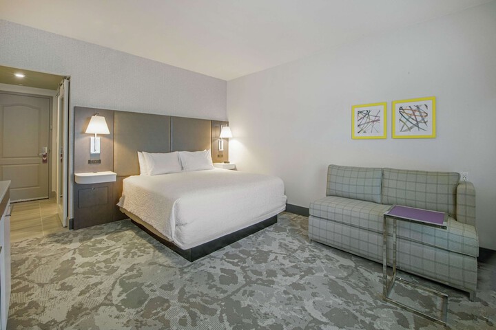 Room 20 of 53
