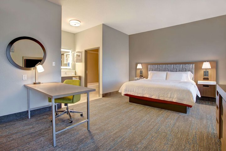 Room 22 of 40