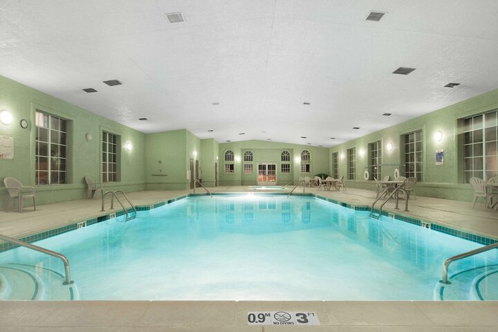 Pool 2 of 29