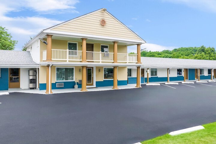 Econo Lodge Palmyra - Hershey