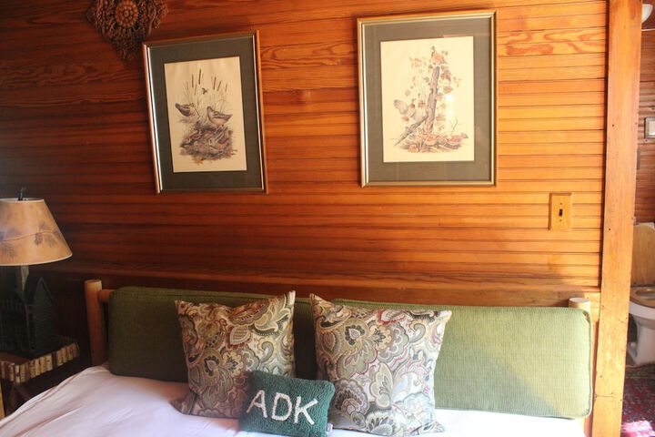 Room 43 of 66