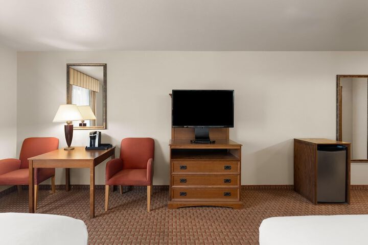 Baymont Inn and Suites by Wyndham Sturgis
