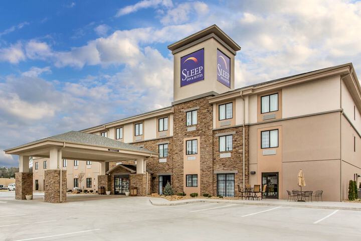 Sleep Inn & Suites Dayton South