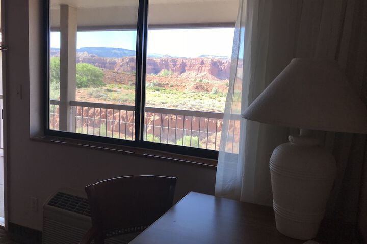 Room 31 of 69