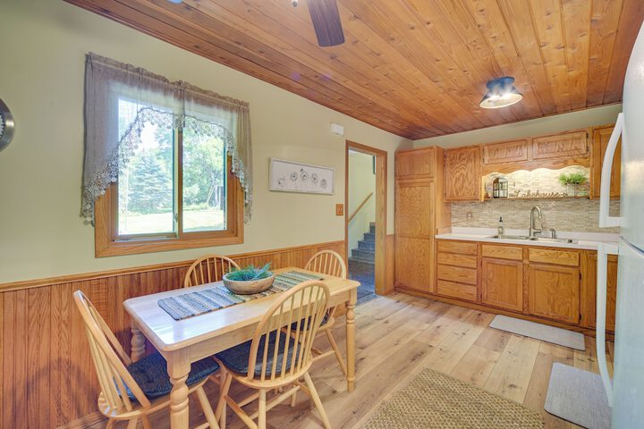 Grill & Fire Pit: Waterfront Cameron Retreat!