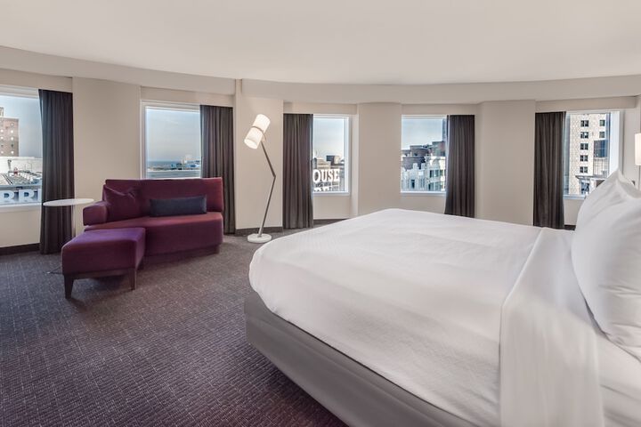 Room 43 of 108