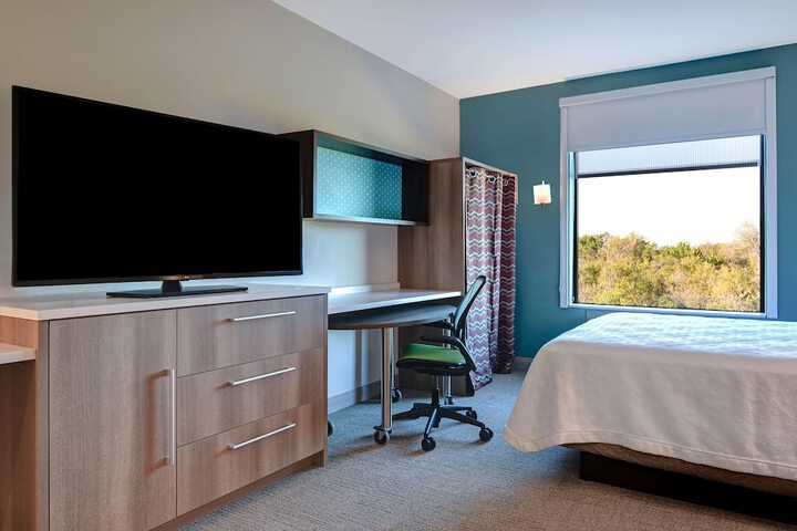 Room 26 of 47