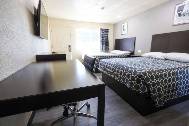 Room 16 of 22