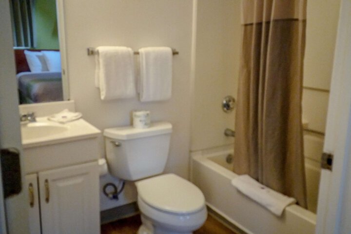 Room 26 of 26