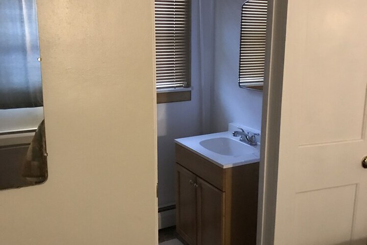 Room 82 of 98