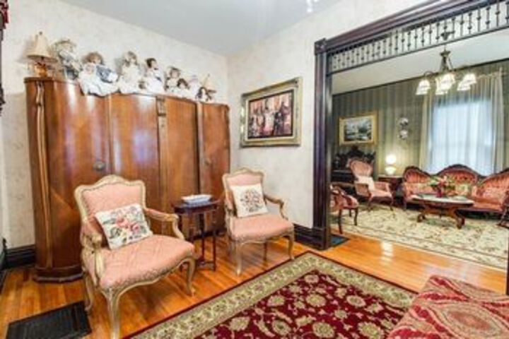Noble House Inn