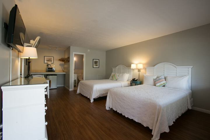Room 25 of 47