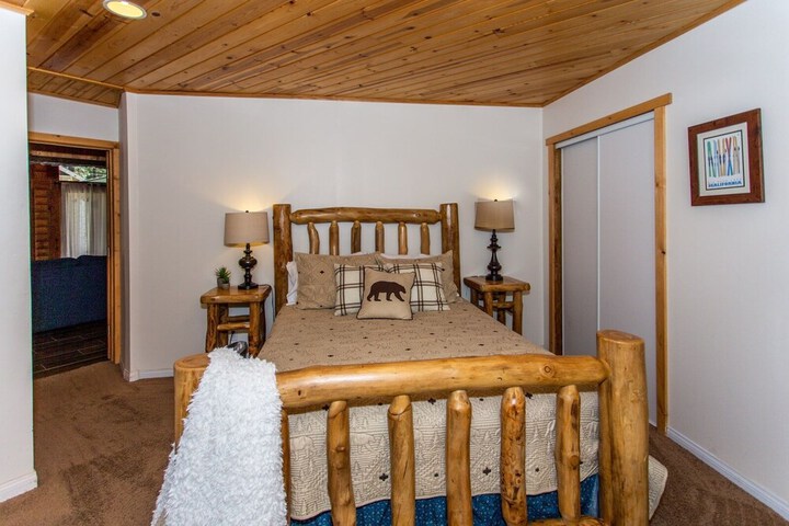 Room 30 of 62