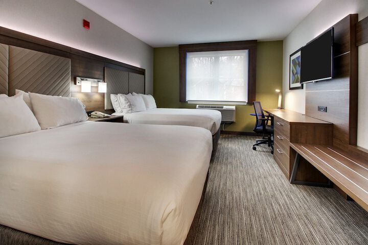 Room 15 of 25