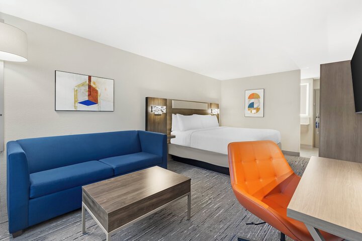 Holiday Inn Express Hyannis Cape Cod by IHG