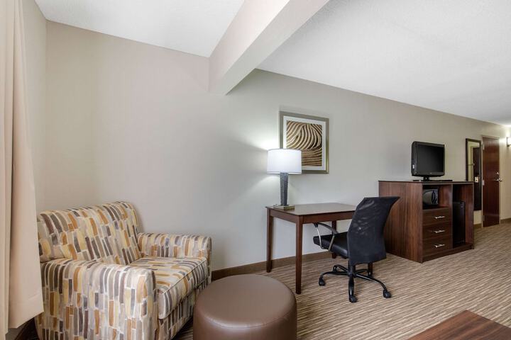 Room 9 of 41