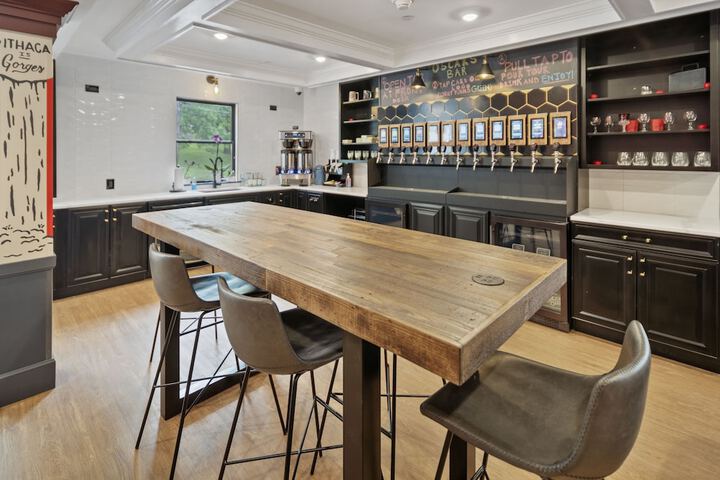 Hotel Interior 8 of 31