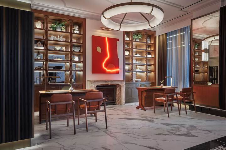 Hotel Interior 9 of 77