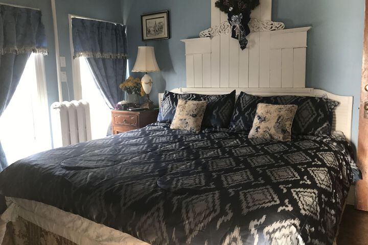 Room 13 of 24