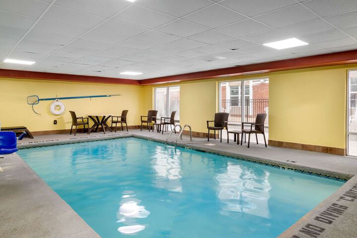 Pool 4 of 40