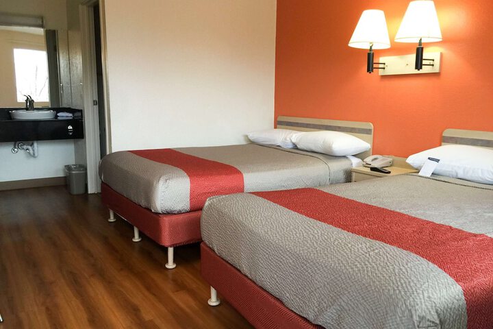 Motel 6 Roseville MN - Minneapolis North