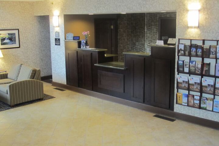 Best Western Plus The Inn & Suites at the Falls