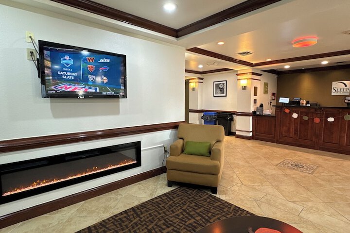 Sleep Inn & Suites Manchester near Arnold AFB