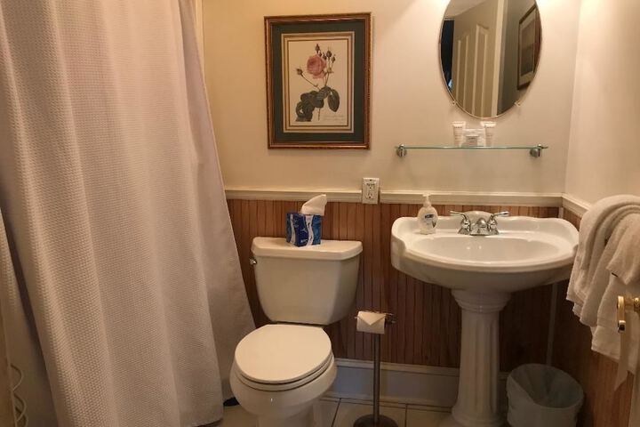 Vandiver Inn