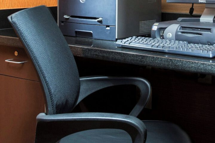 Business Center 19 of 19