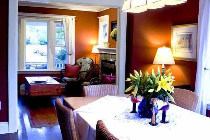 Simcoe Suites on the Henley B & B