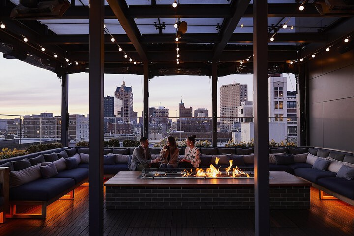 Kimpton Journeyman Hotel by IHG