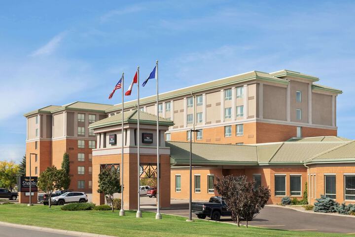 Hotel 2 of 67