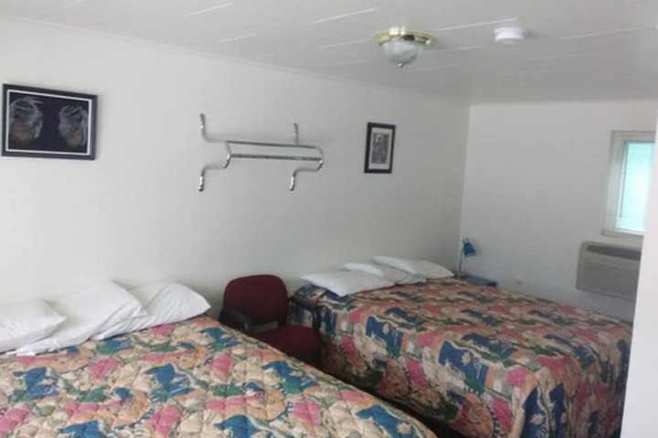 Trail Motel