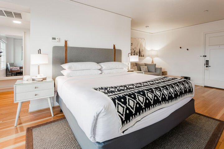 SCP Hotel Redmond