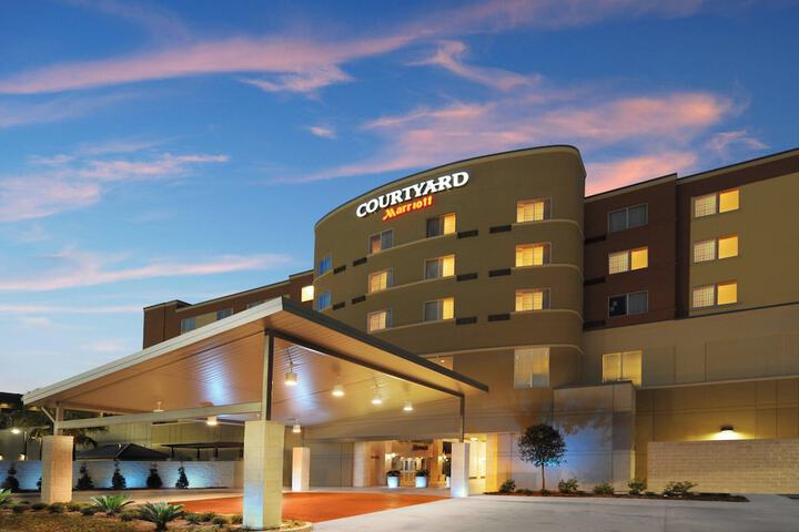 Courtyard by Marriott Houston Pearland