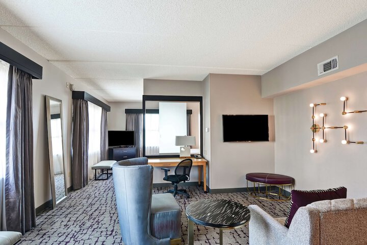 Room 12 of 30