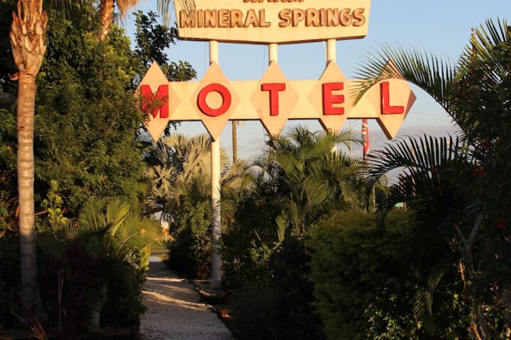 Hotel 3 of 50
